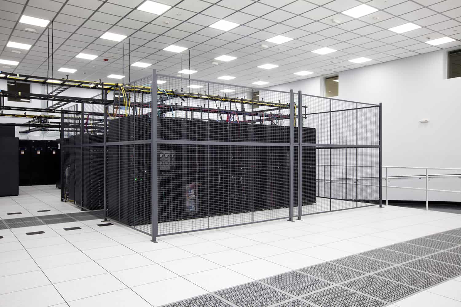 colocation data center-min